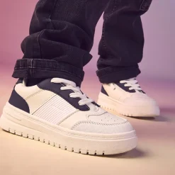 Baskets de sport avec lacets et zip + empiècements pour garçon