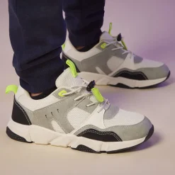 Baskets de sport avec lacets élastiqués et stopppeur pour garçon
