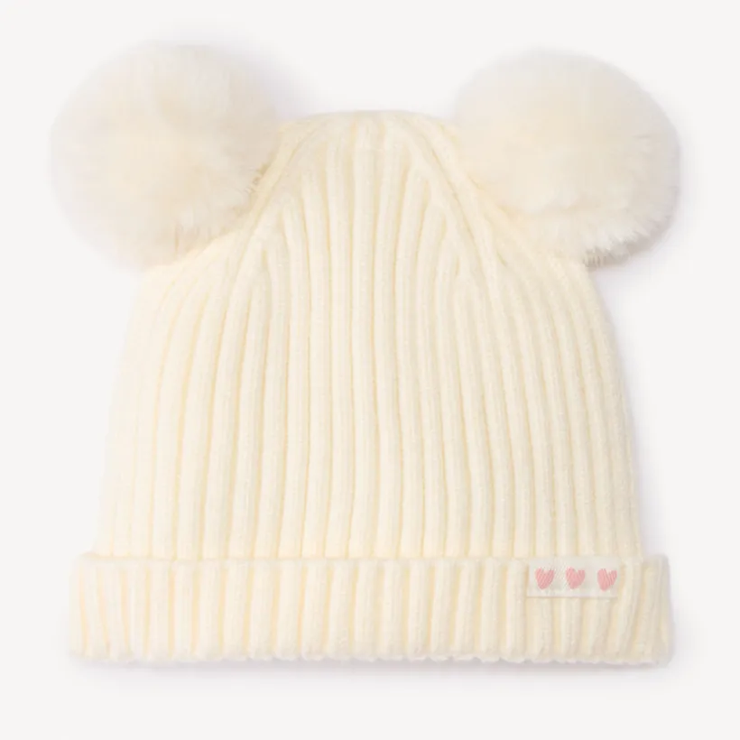 Bonnet en tricot côtelé avec pompons pour bébé fille