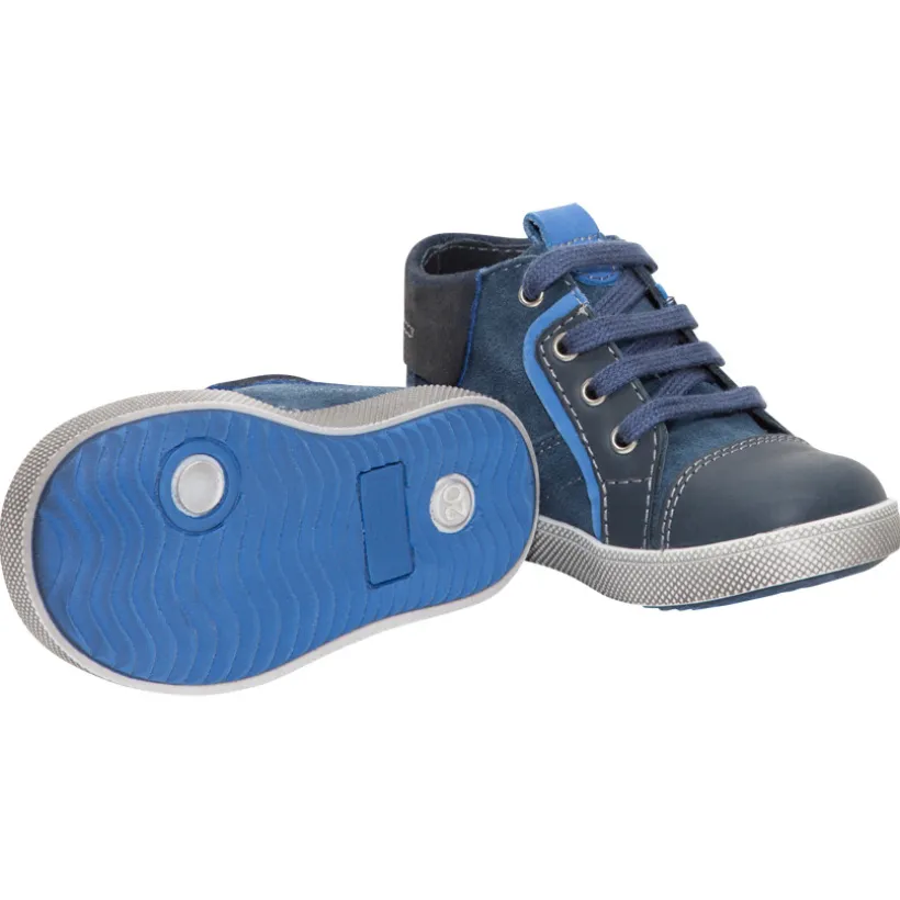 Bottillons en cuir à lacets avec patch cousu sur le côté