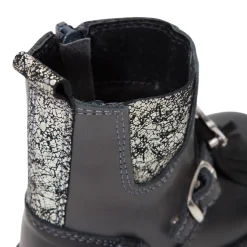 Bottines noires en cuir avec boucle et franges et empiècements fantaisie