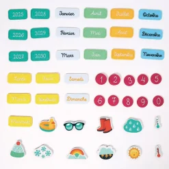 Calendrier ludique en tissu corail