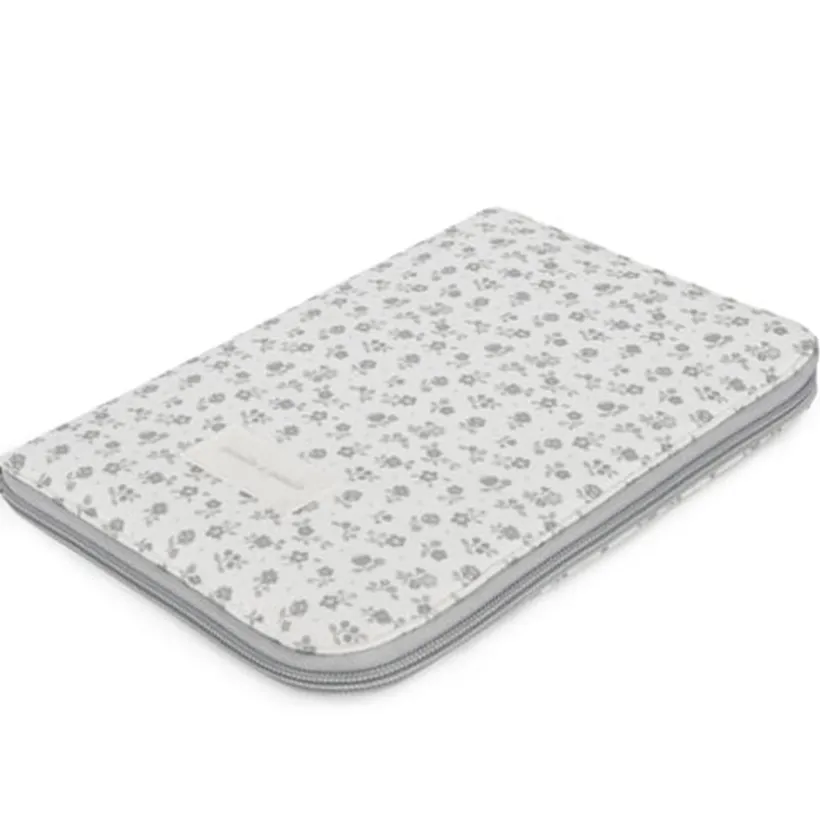 Carnet de santé Little Bloom Fleurs Gris