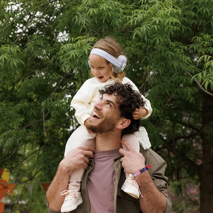 Casque anti-bruit pour bébé gris