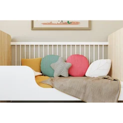 Coussin décoratif rond en tétra modulable en tour de lit ou de parc