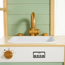 Cuisine tout équipée avec accessoires en bois