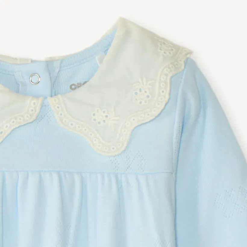 Dors bien léger avec col claudine en broderie anglaise pour bébé fille