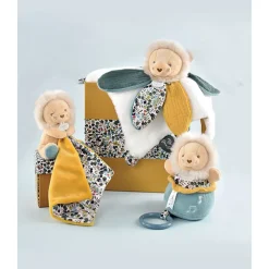 Doudou Boh'aime lion jaune avec mouchoir imprimé