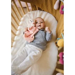 Doudou ours carré imprimé feuilles 17cm