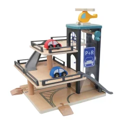Garage publique en bois avec 3 véhicules