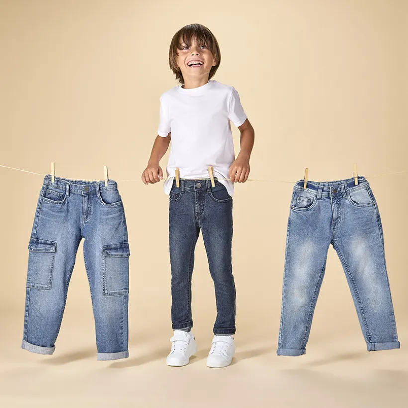 Jean cargo effet délavé à poches pour garçon