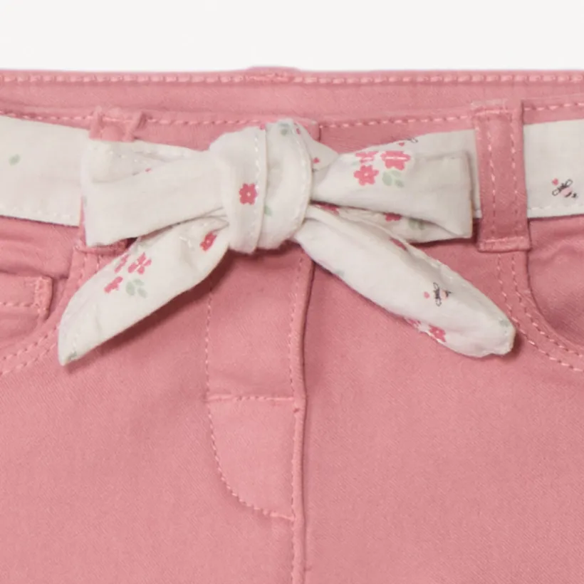 Jean droit avec ceinture fleurie à nouer pour bébé fille