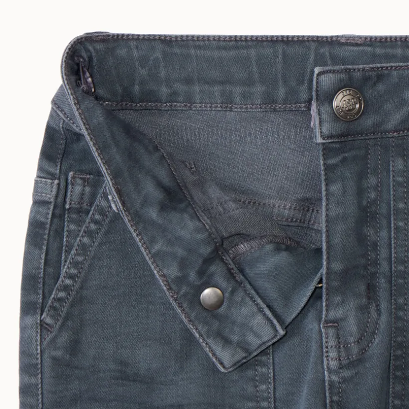 Jean droit en denim uni surteint pour garçon