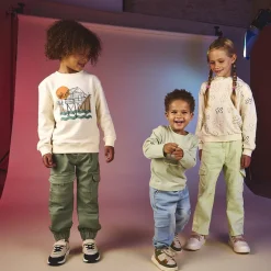 Jean uni à poches effet denim style cargo pour garçon
