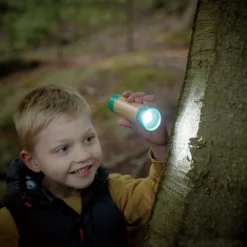 Lampe de poche manuelle avec étui