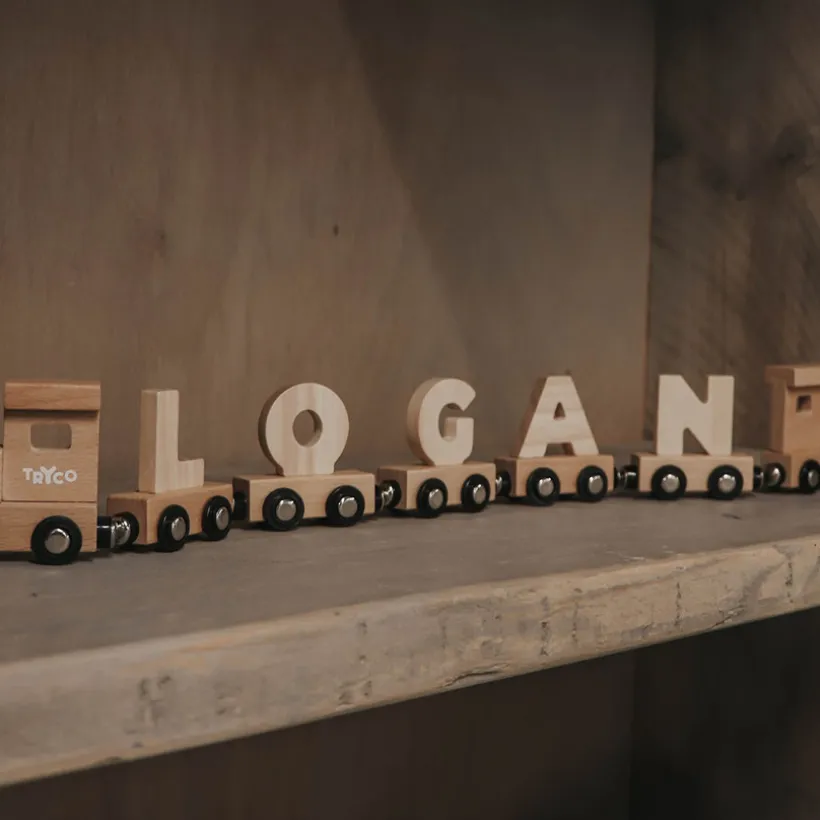 Lettre "X" en bois pour train