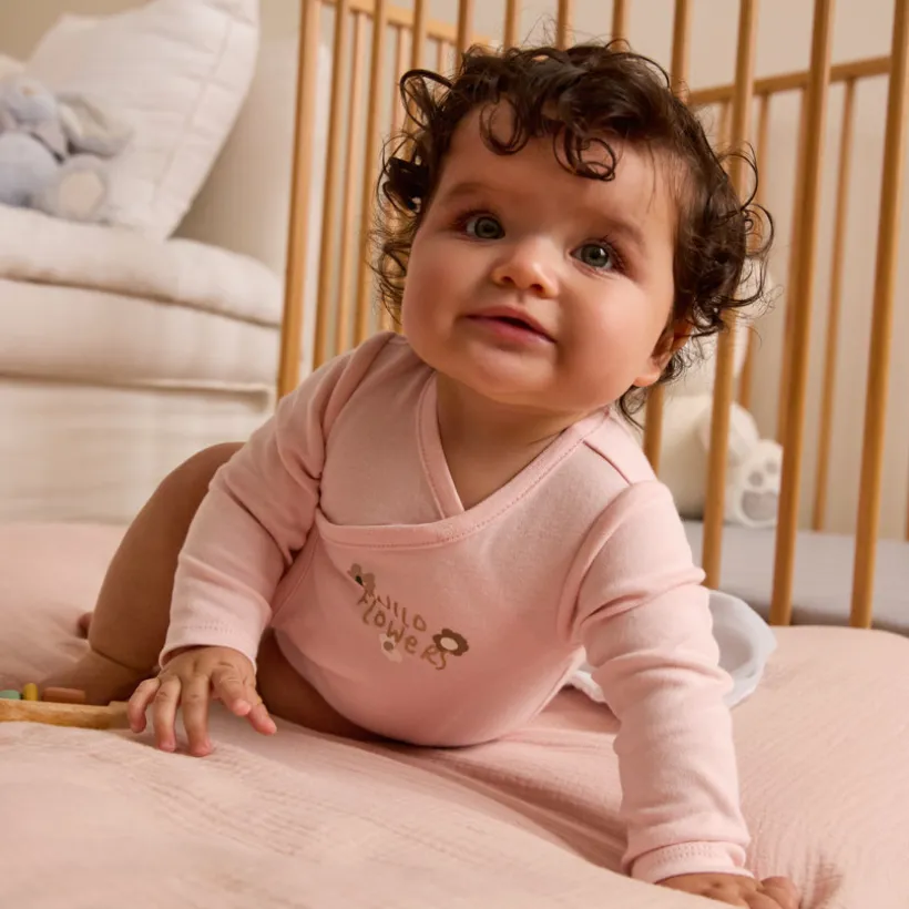 Lot de 3 bodies manches longues fantaisie pour bébé fille avec ouvertures différentes selon l'âge
