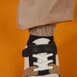 Pantalon cargo style parachute à poches pour garçon