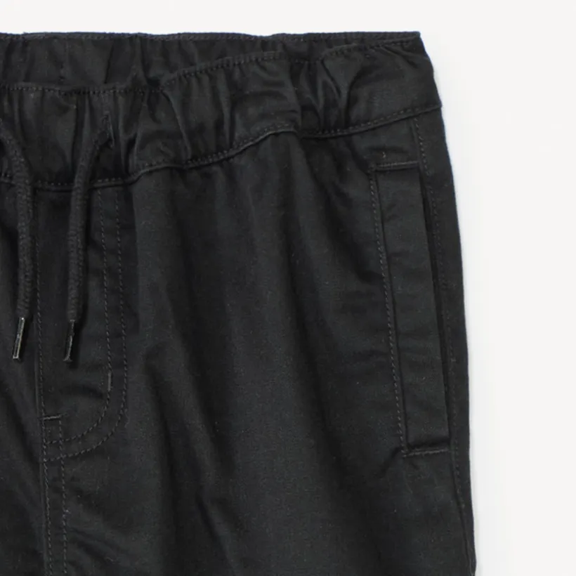 Pantalon en serge style cargo uni doublé pour garçon