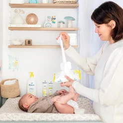 Paquet de 64 lingettes nettoyantes au liniment et huile d'olive