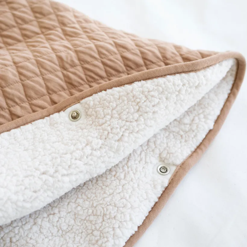 Poncho de voyage 9-36M matelassé et doublé beige