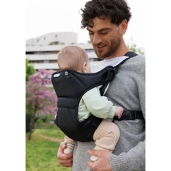 Porte-bébé avec bavoir intégré noir/beige