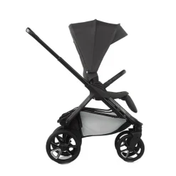 Poussette avec système d'éclairage innovant Keep cloud