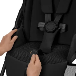 Poussette compacte ultralégère Melio 2026 - carbon/magic black