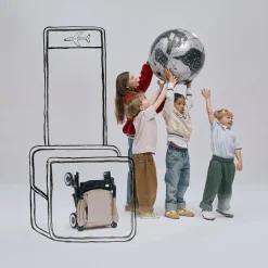 Poussette de voyage ultra-compacte Agis magic black