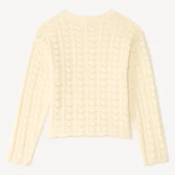 Pull fille en tricot ajouré avec fleurs crochetées