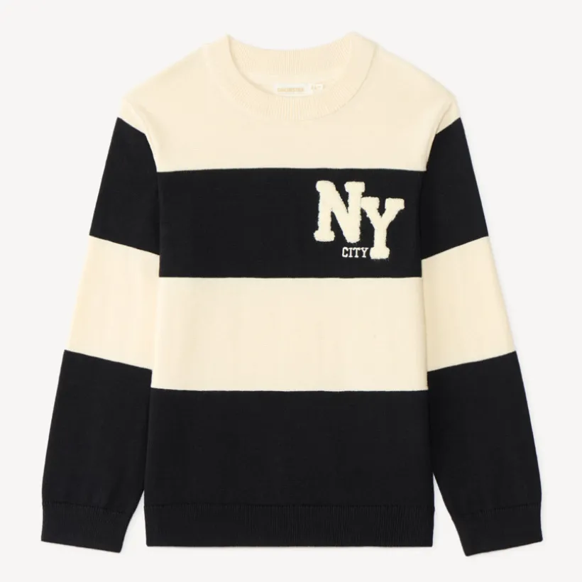 Pull garçon en tricot avec broderie bouclette
