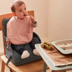 Réhausseur de chaise en toile déperlante imprimé dinosaures - Bleu