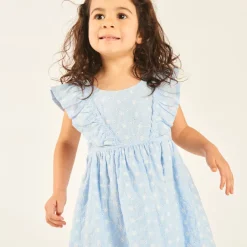 Robe à bretelles volantées en broderie anglaise pour bébé fille