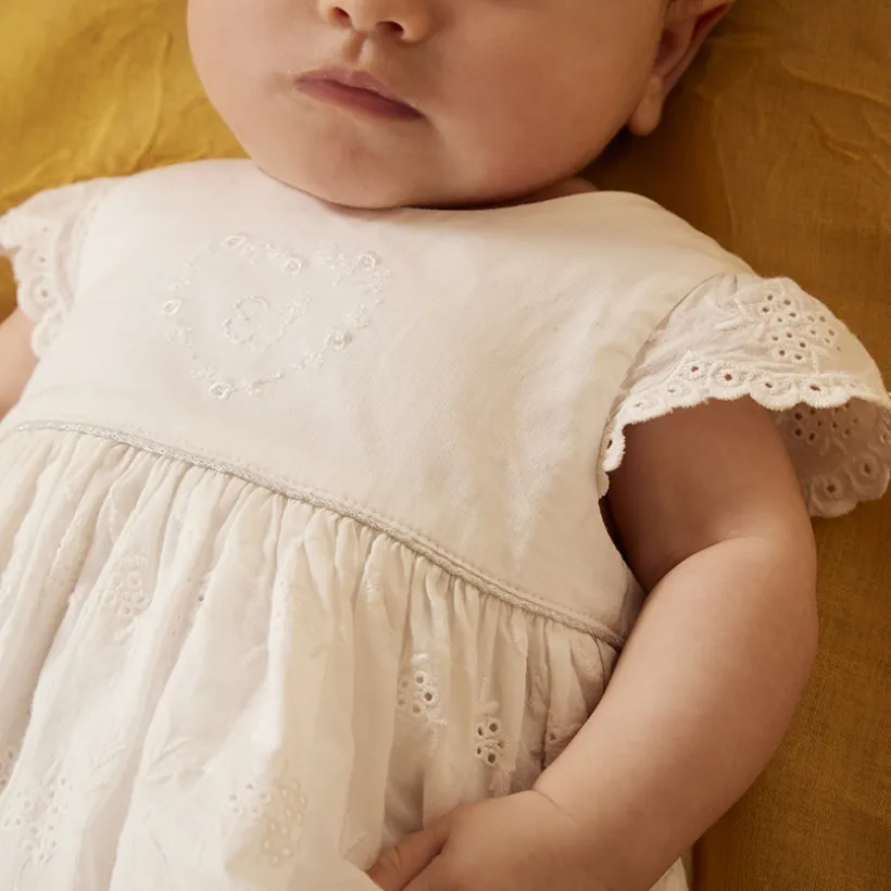 Robe de cérémonie en broderie anglaise pour bébé fille