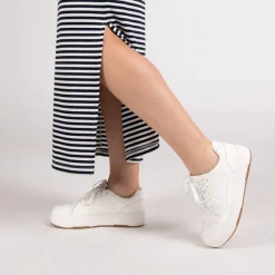 Robe longue moulante sans manches rayée pour femme