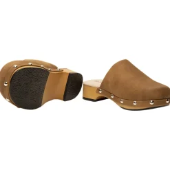 Sabots marron avec rivets pour fille