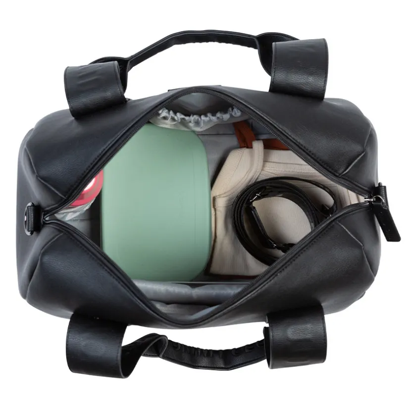Sac à langer Mommy Club Signature en cuir vegan + tapis à langer noir