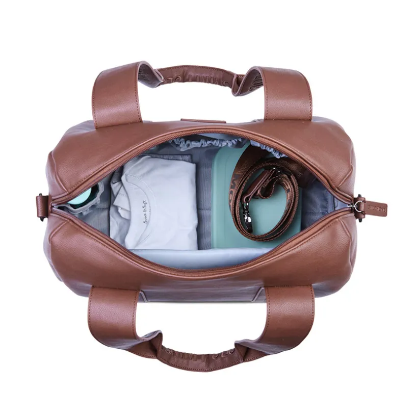 Sac à langer Mommy Club Signature en cuir vegan + tapis dark brown
