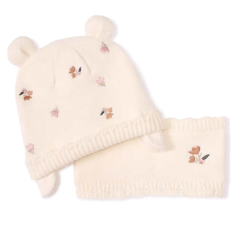 Set bonnet + snood avec fleurs brodées pour bébé fille