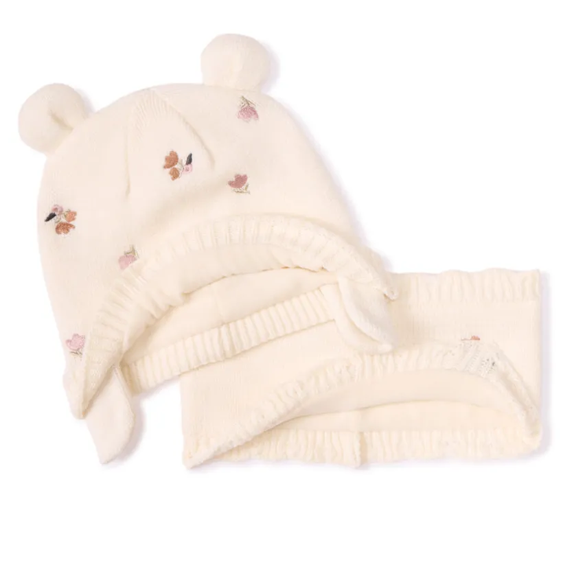 Set bonnet + snood avec fleurs brodées pour bébé fille