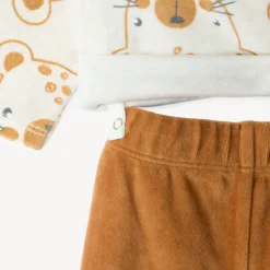Set pyjama en velours imprimé pour bébé garçon avec finitions différentes selon l'âge