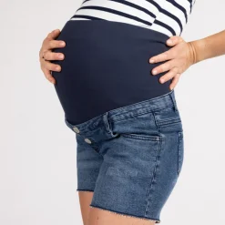 Short de grossesse en jean effet usé avec bandeau haut