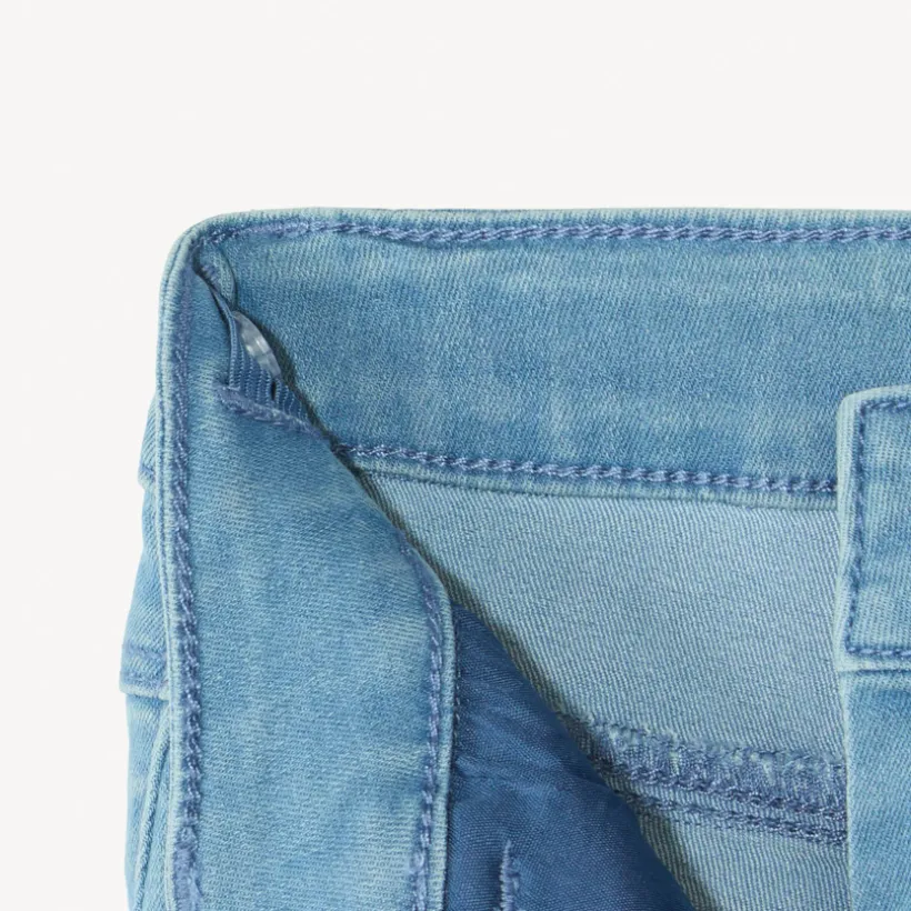 Short en denim effet délavé pour fille