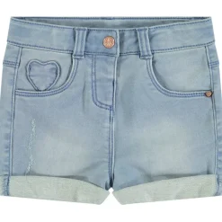 Short en jean avec patch forme coeur
