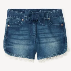 Short en jeans avec ceinture à nouée et détail en dentelles pour fille