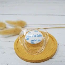 Sucette d'annonce en silicone 0-6M "Mon p'tit frère arrive !"