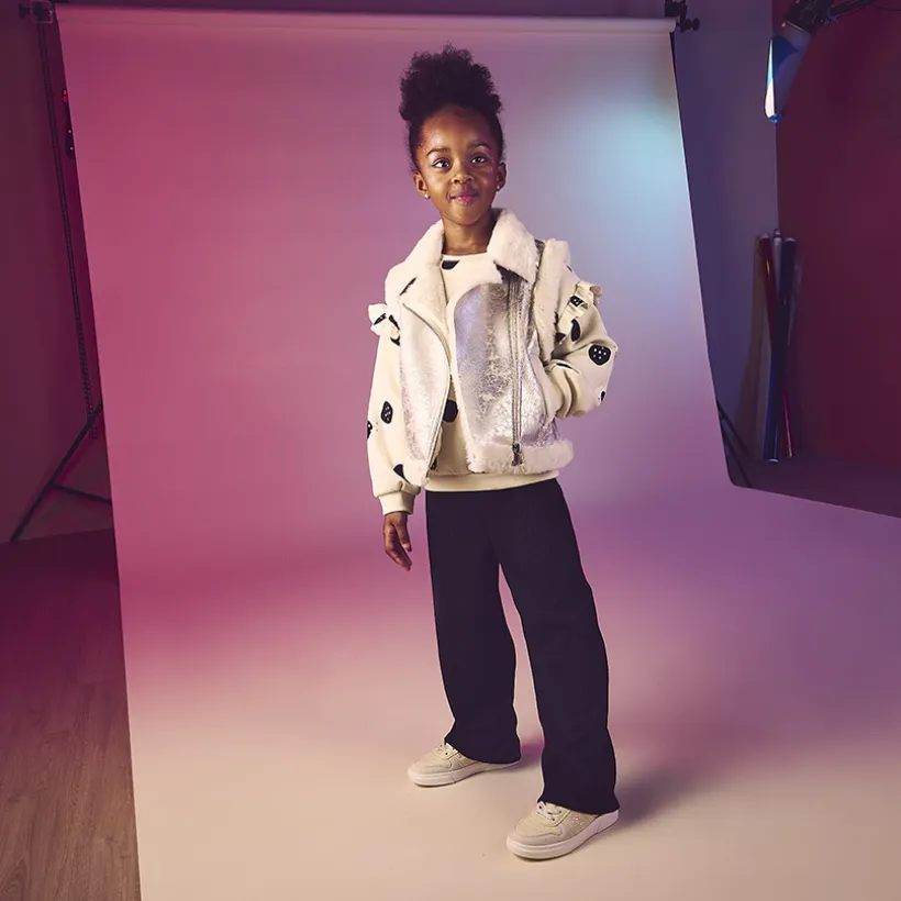 Veste sans manches contrecollée effet fourrure pour fille